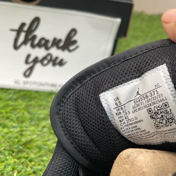 Air Jordan 1 Low Men ‘Green Toe’ - Picture 5 of 6